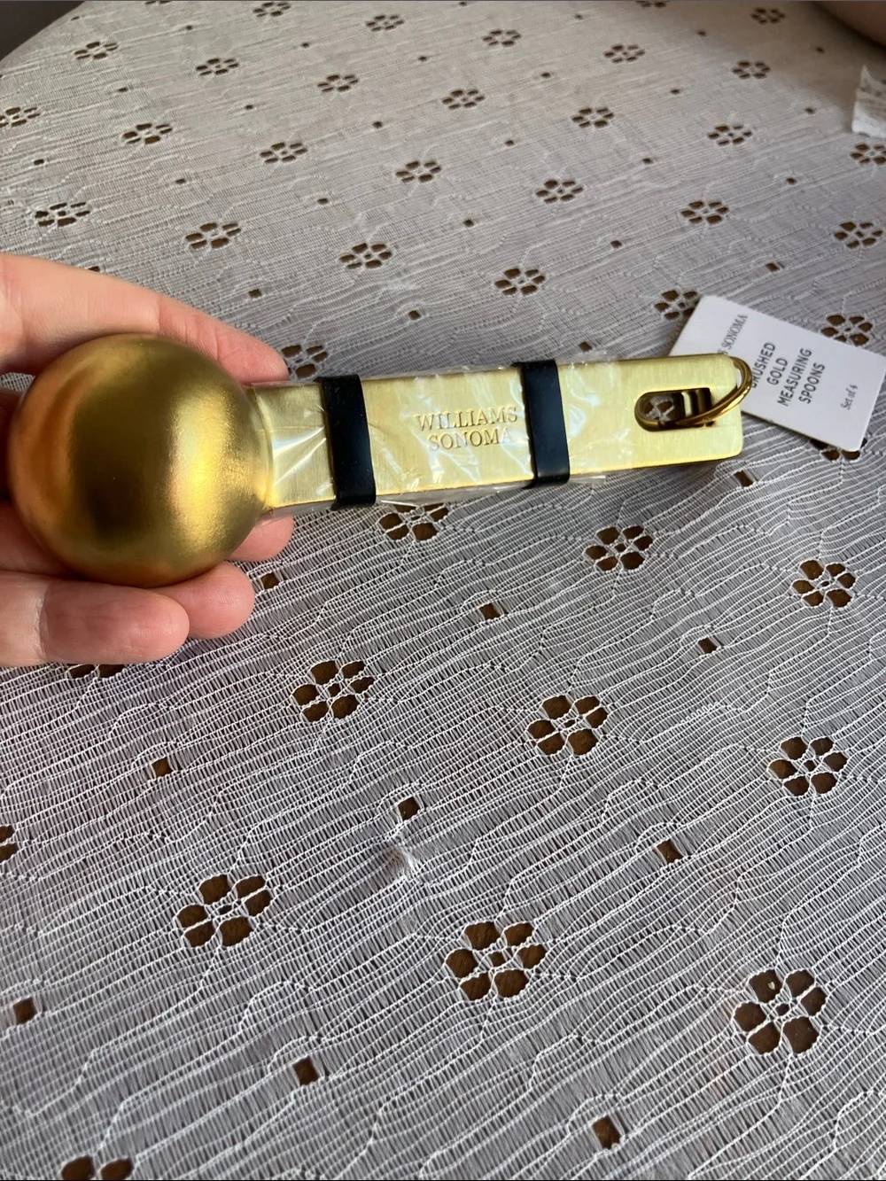 Williams and Sonoma measuring spoons